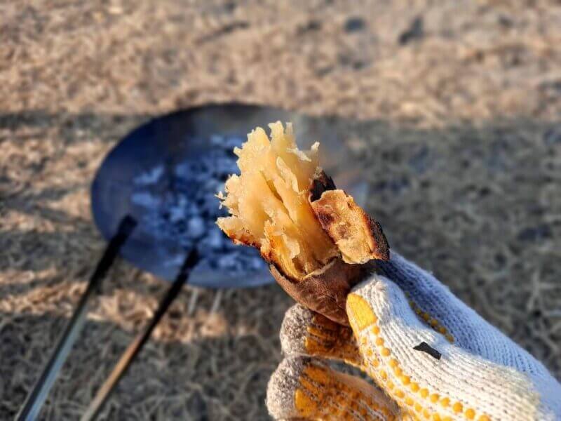 焚き火-焼き芋-ビワコマイアミランド