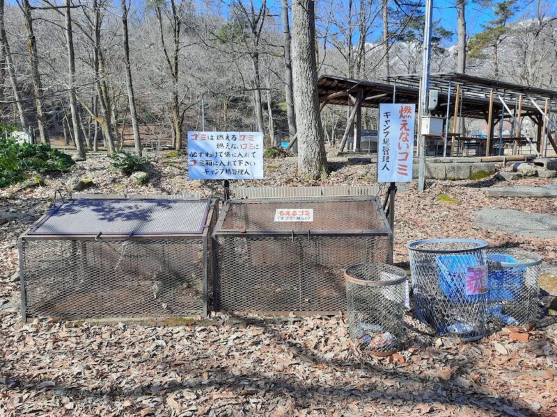マキノ高原キャンプ場-林間サイト-ゴミステーション